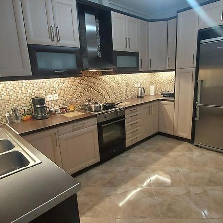 Vanas Apartment Луца Экстерьер фото