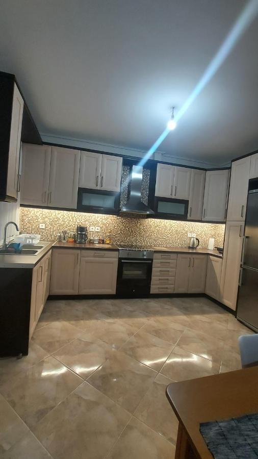 Vanas Apartment Луца Экстерьер фото